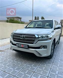 تويوتا لاندكروزر